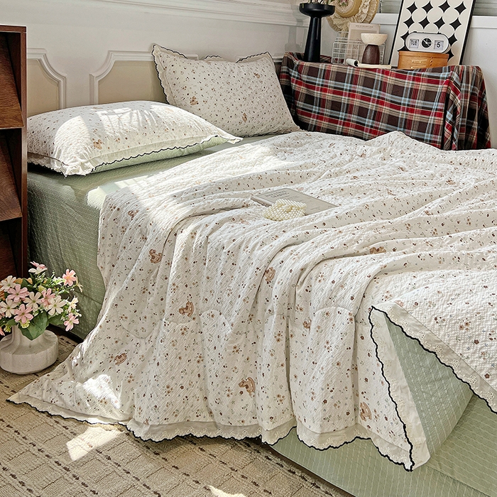 91家纺网 家纺一手货源 找家纺 梦莱斯 2026新款印花夏被四件套 花丛小马