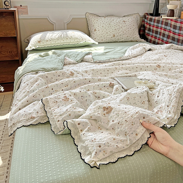 梦莱斯 2026新款印花夏被四件套 花丛小马