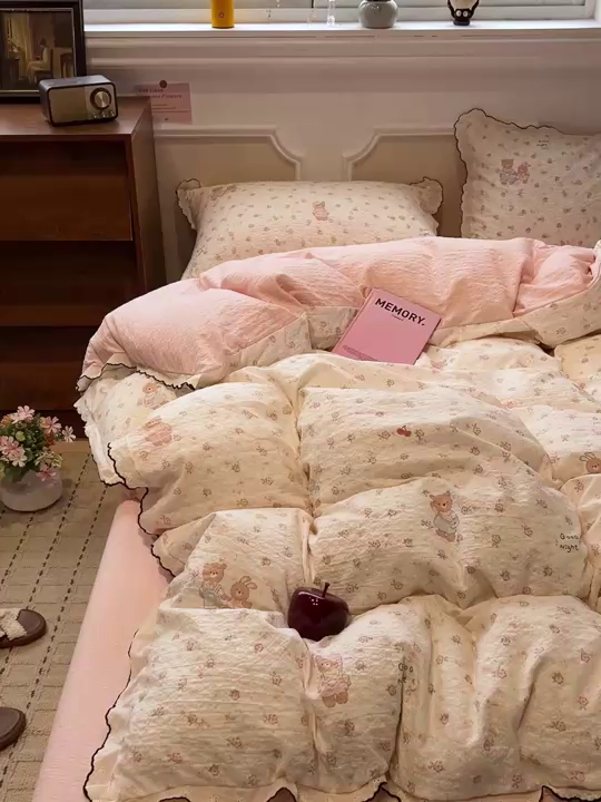 91家纺网 家纺一手货源 找家纺 梦莱斯 2026新款印花夏被四件套 欢乐猫咪