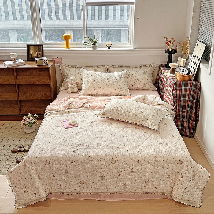 91家纺网 家纺一手货源 找家纺 梦莱斯 2026新款印花夏被四件套 可爱小熊