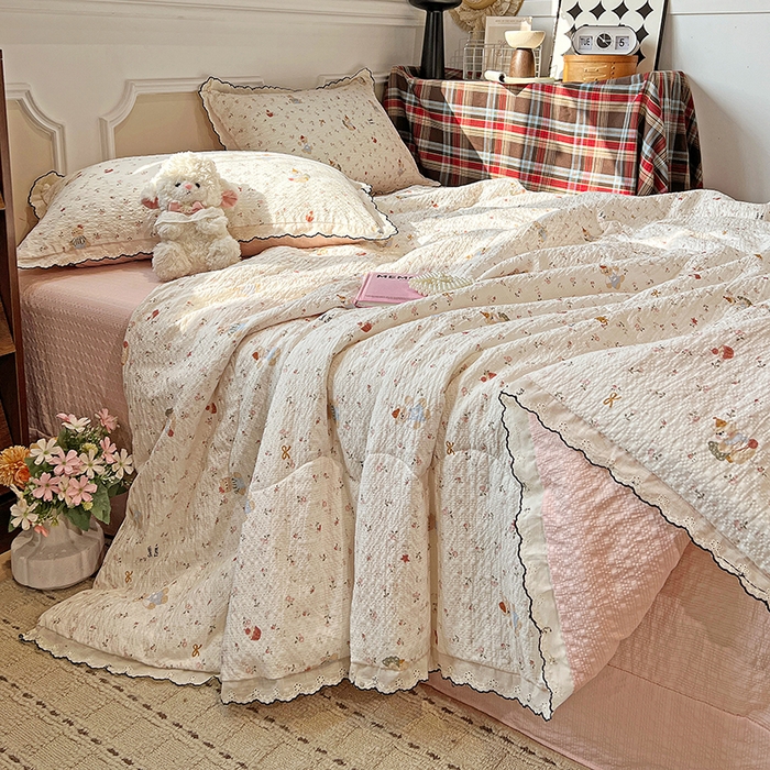 91家纺网 家纺一手货源 找家纺 梦莱斯 2026新款印花夏被四件套 可爱小熊