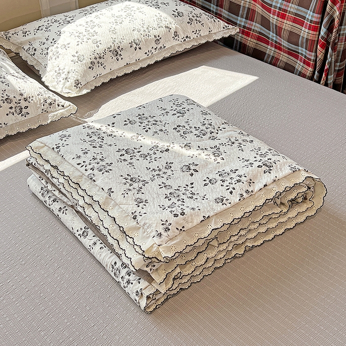 91家纺网 家纺一手货源 找家纺 梦莱斯 2026新款印花夏被四件套 水墨槿咖