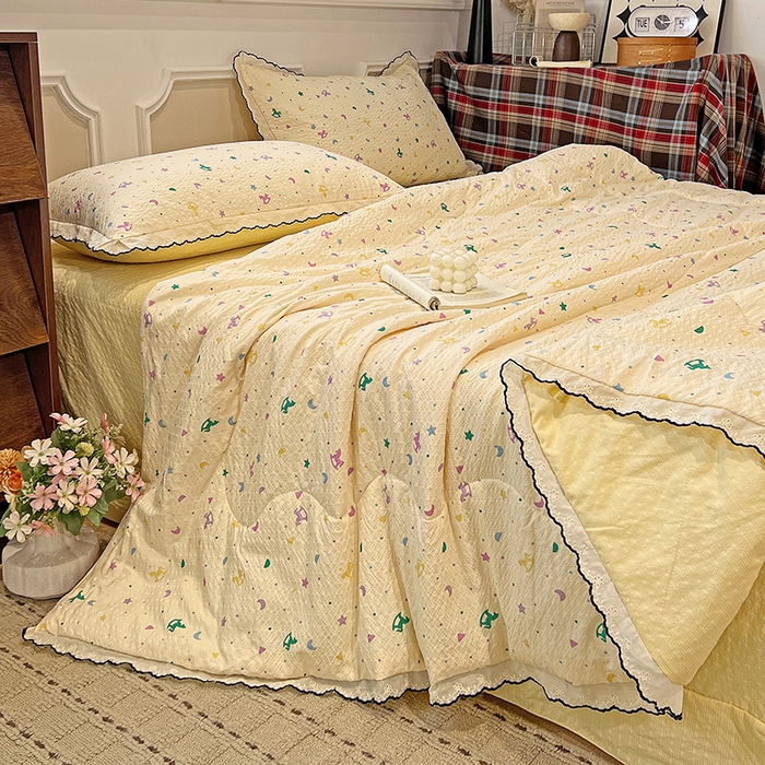 91家纺网 家纺一手货源 找家纺 梦莱斯 2026新款印花夏被四件套 五彩缤纷