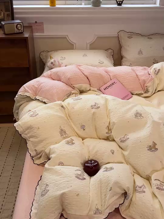 91家纺网 家纺一手货源 找家纺 梦莱斯 2026新款印花夏被四件套 旋转木马