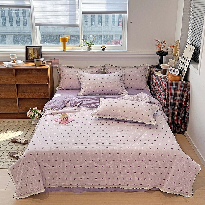 91家纺网 家纺一手货源 找家纺 梦莱斯 2026新款印花夏被四件套 紫色爱心