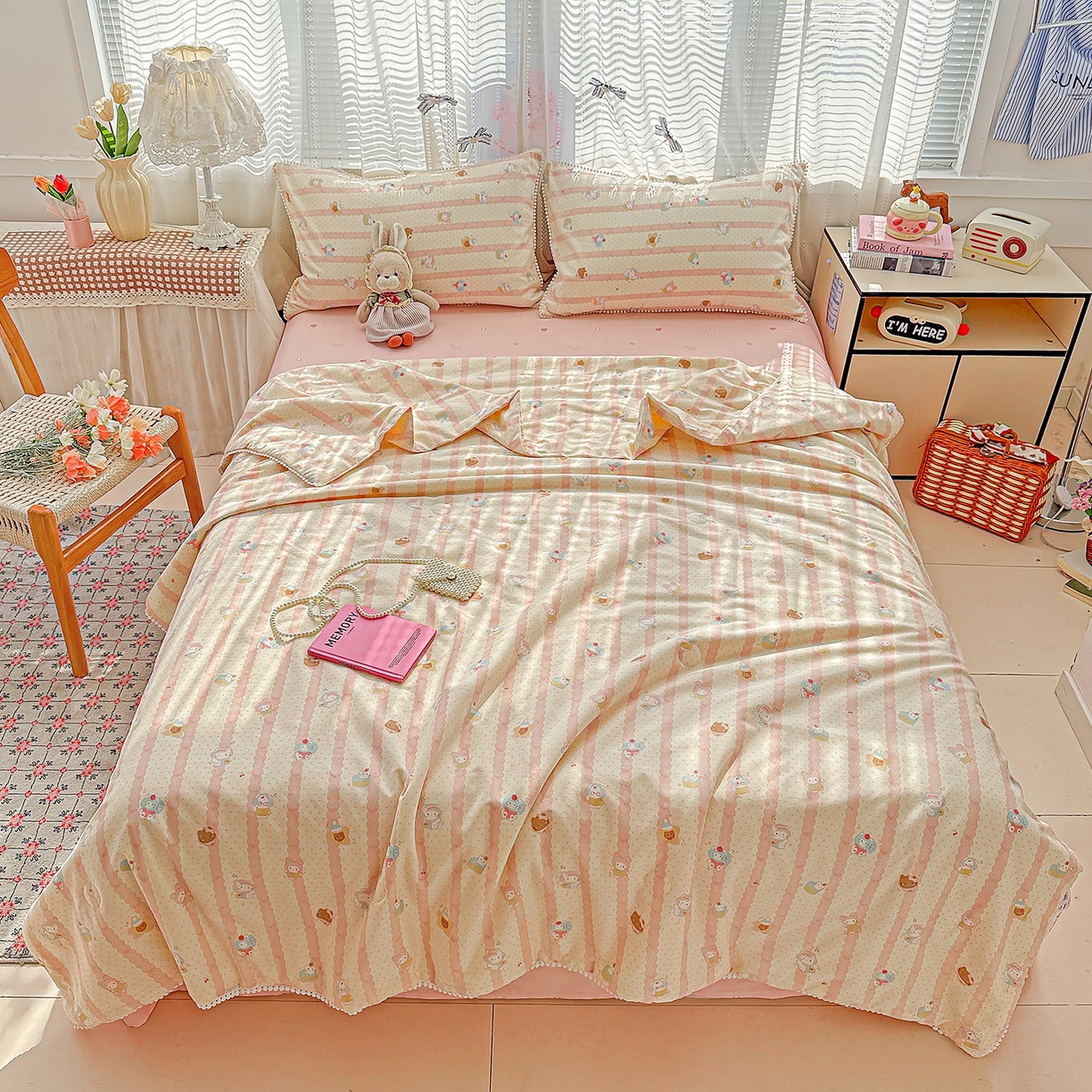 91家纺网 家纺一手货源 找家纺 优被业 2026新款全棉韩式小球球款大豆夏被，夏被四件套，空调被（加微信送买家秀） 彩虹喵喵