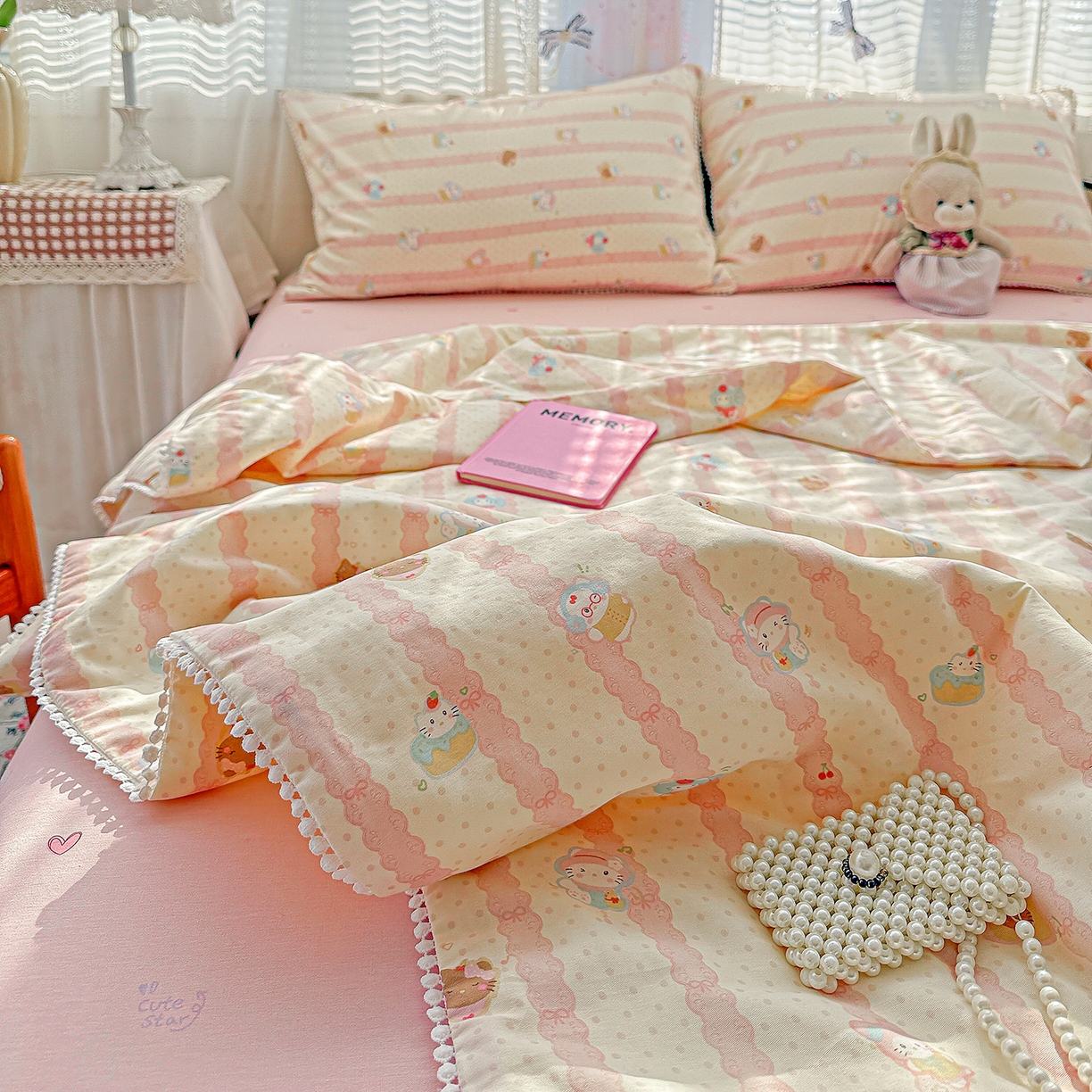 91家纺网 家纺一手货源 找家纺 优被业 2026新款全棉韩式小球球款大豆夏被，夏被四件套，空调被（加微信送买家秀） 彩虹喵喵