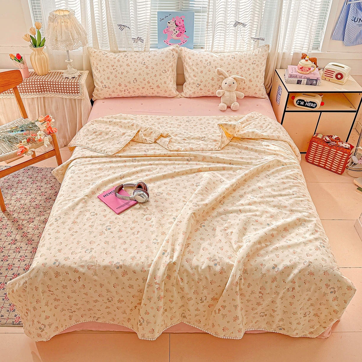 91家纺网 家纺一手货源 找家纺 优被业 2026新款全棉韩式小球球款大豆夏被，夏被四件套，空调被（加微信送买家秀） 粉花KT