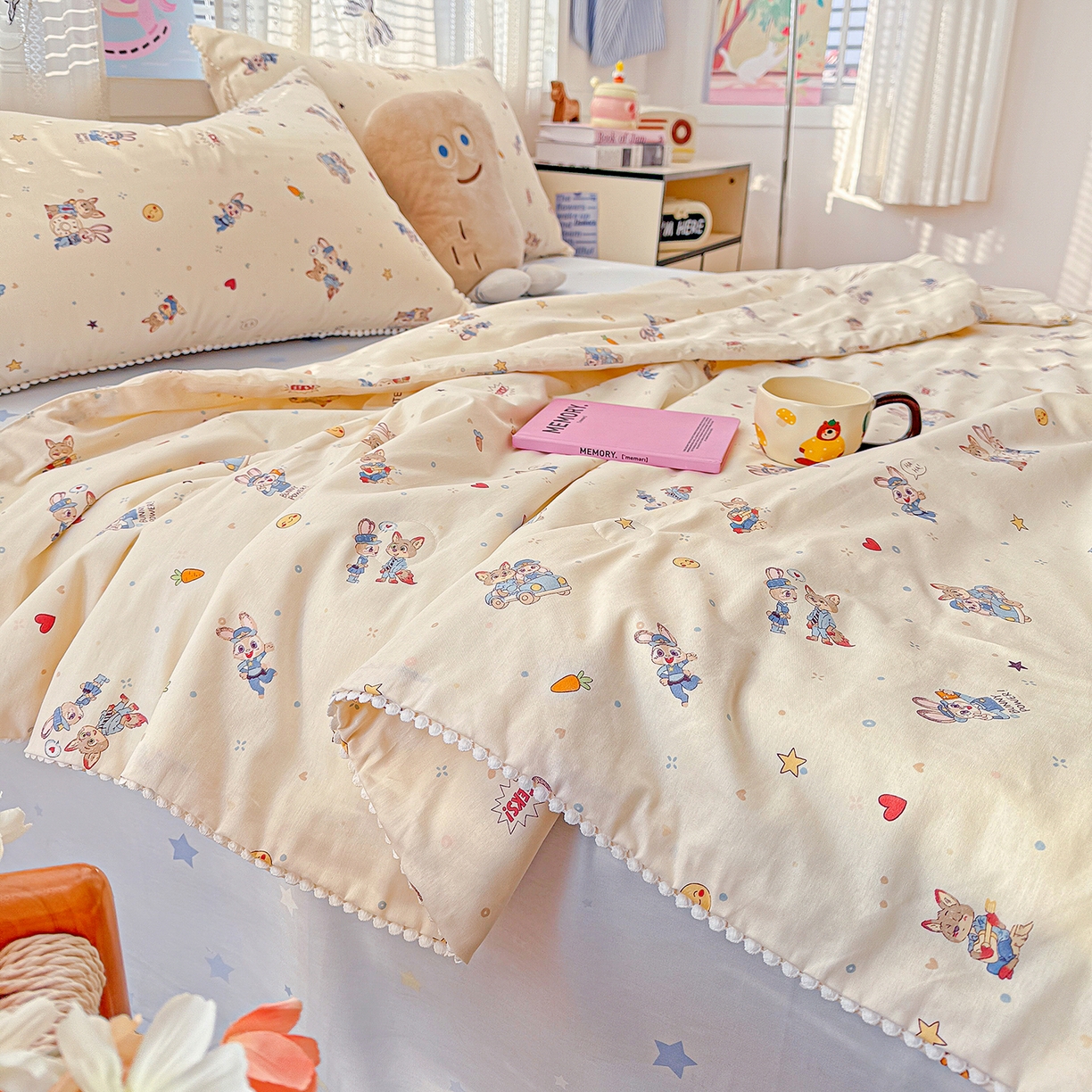 91家纺网 家纺一手货源 找家纺 优被业 2026新款全棉韩式小球球款大豆夏被，夏被四件套，空调被（加微信送买家秀） 狐兔奇遇记