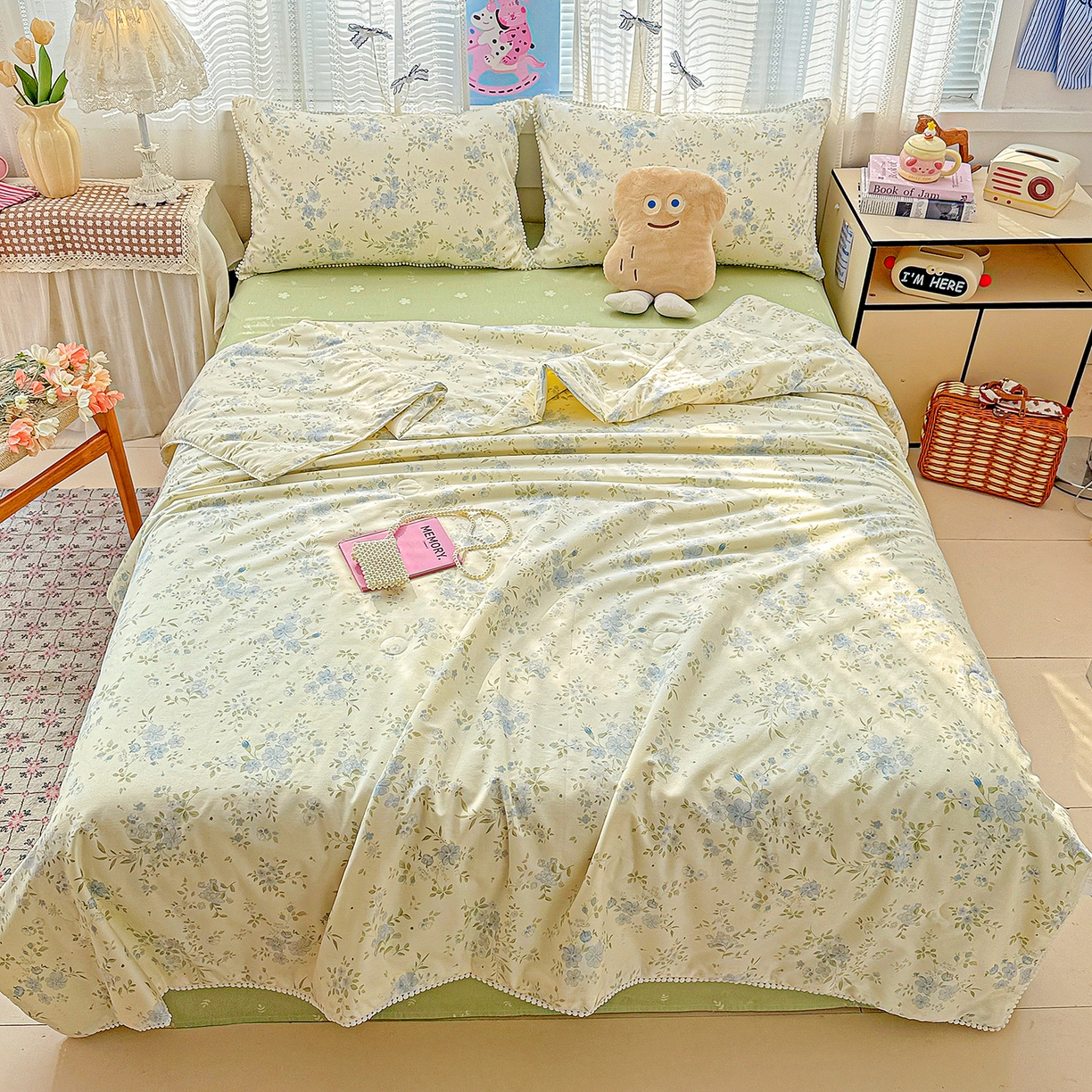 91家纺网 家纺一手货源 找家纺 优被业 2026新款全棉韩式小球球款大豆夏被，夏被四件套，空调被（加微信送买家秀） 蓝絮花