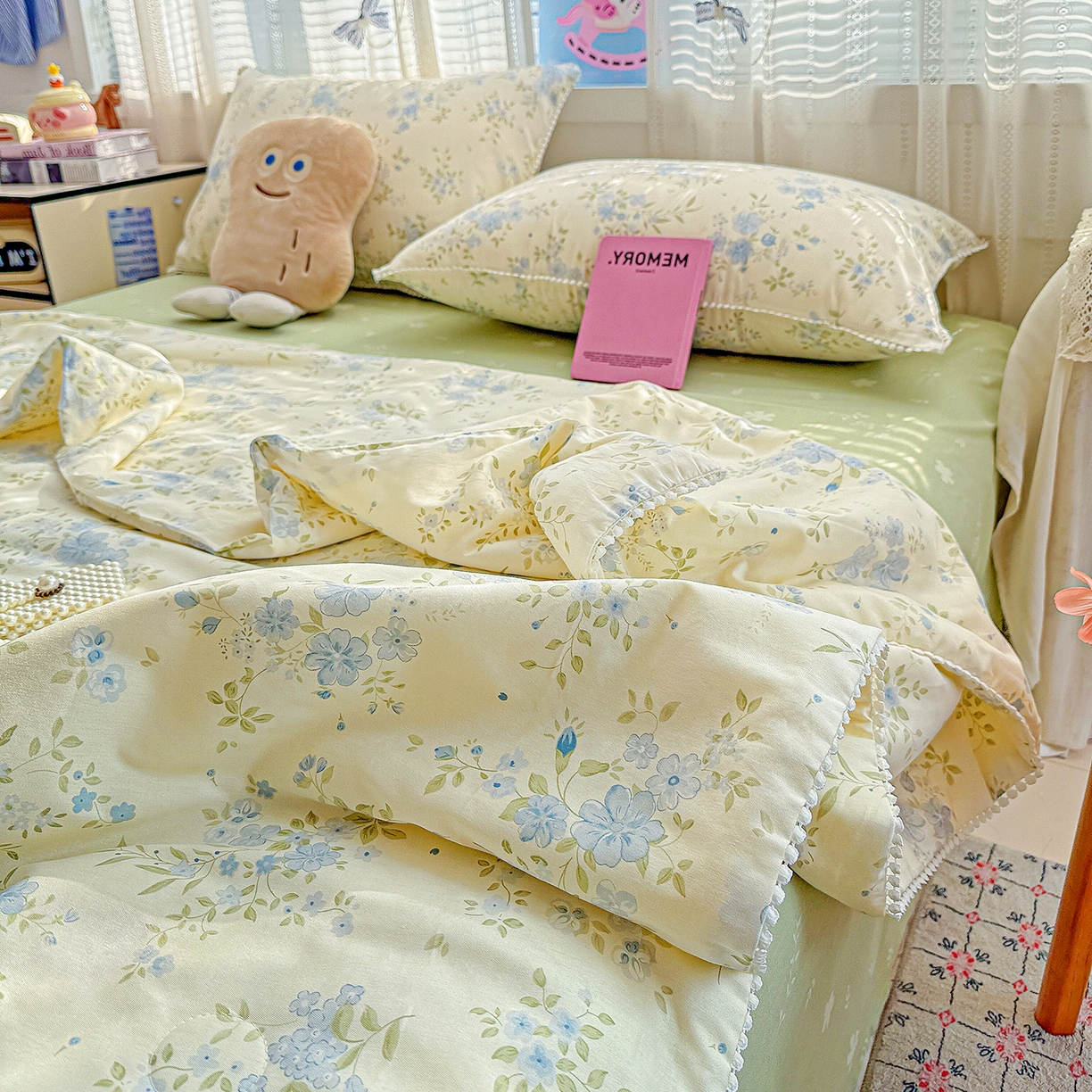 91家纺网 家纺一手货源 找家纺 优被业 2026新款全棉韩式小球球款大豆夏被，夏被四件套，空调被（加微信送买家秀） 蓝絮花