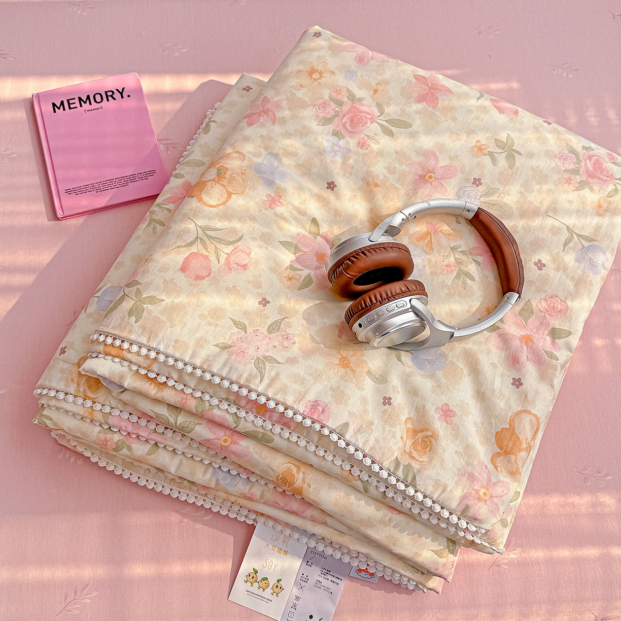 91家纺网 家纺一手货源 找家纺 优被业 2026新款全棉韩式小球球款大豆夏被，夏被四件套，空调被（加微信送买家秀） 浅樱故事