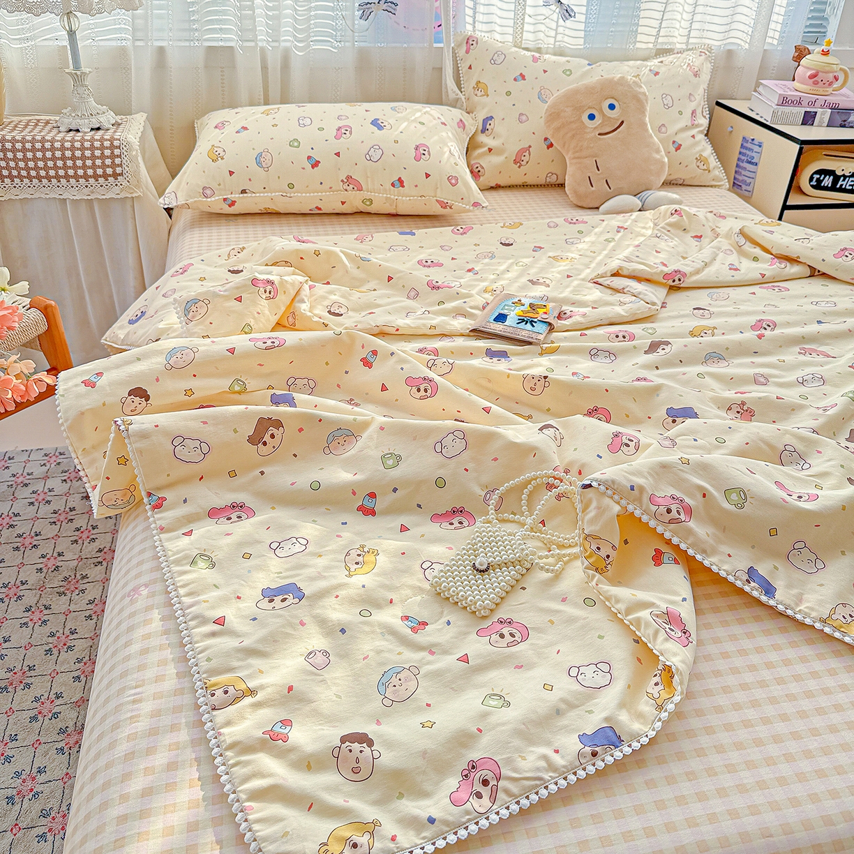 91家纺网 家纺一手货源 找家纺 优被业 2026新款全棉韩式小球球款大豆夏被，夏被四件套，空调被（加微信送买家秀） 糖果幼儿园