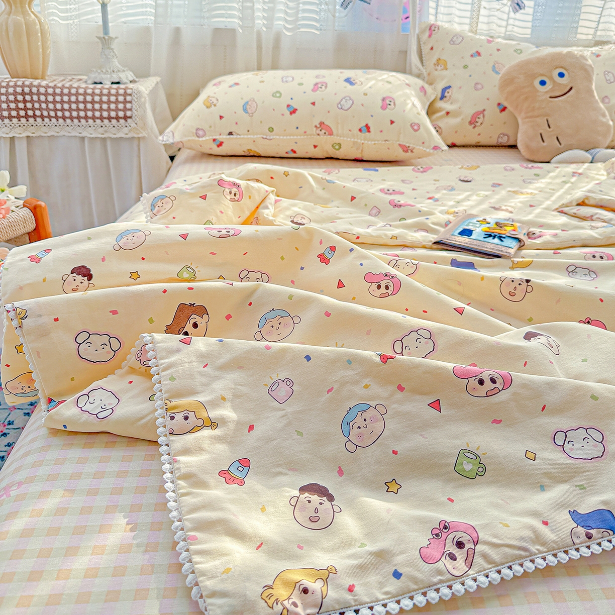 91家纺网 家纺一手货源 找家纺 优被业 2026新款全棉韩式小球球款大豆夏被，夏被四件套，空调被（加微信送买家秀） 糖果幼儿园