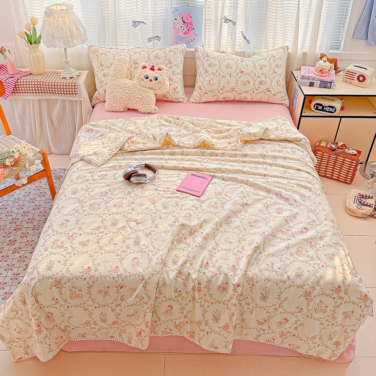 91家纺网 家纺一手货源 找家纺 优被业 2026新款全棉韩式小球球款大豆夏被，夏被四件套，空调被（加微信送买家秀） 童话花町