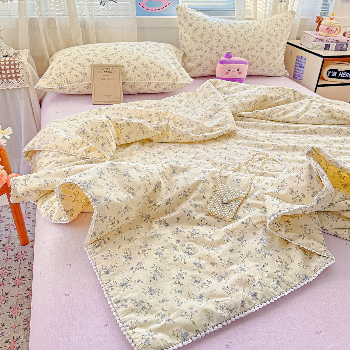 91家纺网 家纺一手货源 找家纺 优被业 2026新款全棉韩式小球球款大豆夏被，夏被四件套，空调被（加微信送买家秀） 星辰蔷薇