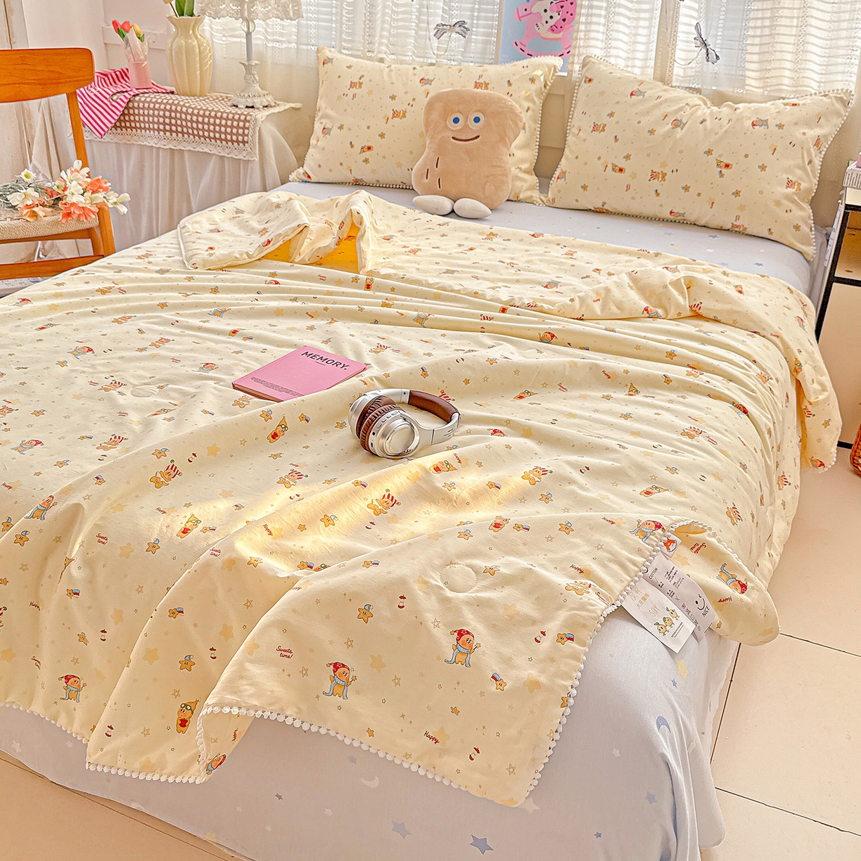 91家纺网 家纺一手货源 找家纺 优被业 2026新款全棉韩式小球球款大豆夏被，夏被四件套，空调被（加微信送买家秀） 星星小精灵