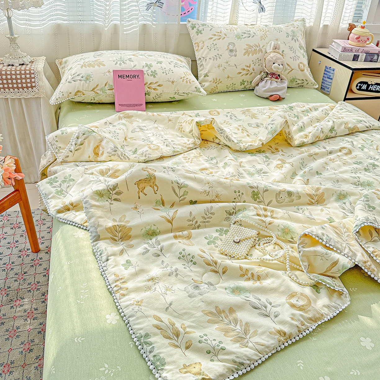 91家纺网 家纺一手货源 找家纺 优被业 2026新款全棉韩式小球球款大豆夏被，夏被四件套，空调被（加微信送买家秀） 自然手记-绿