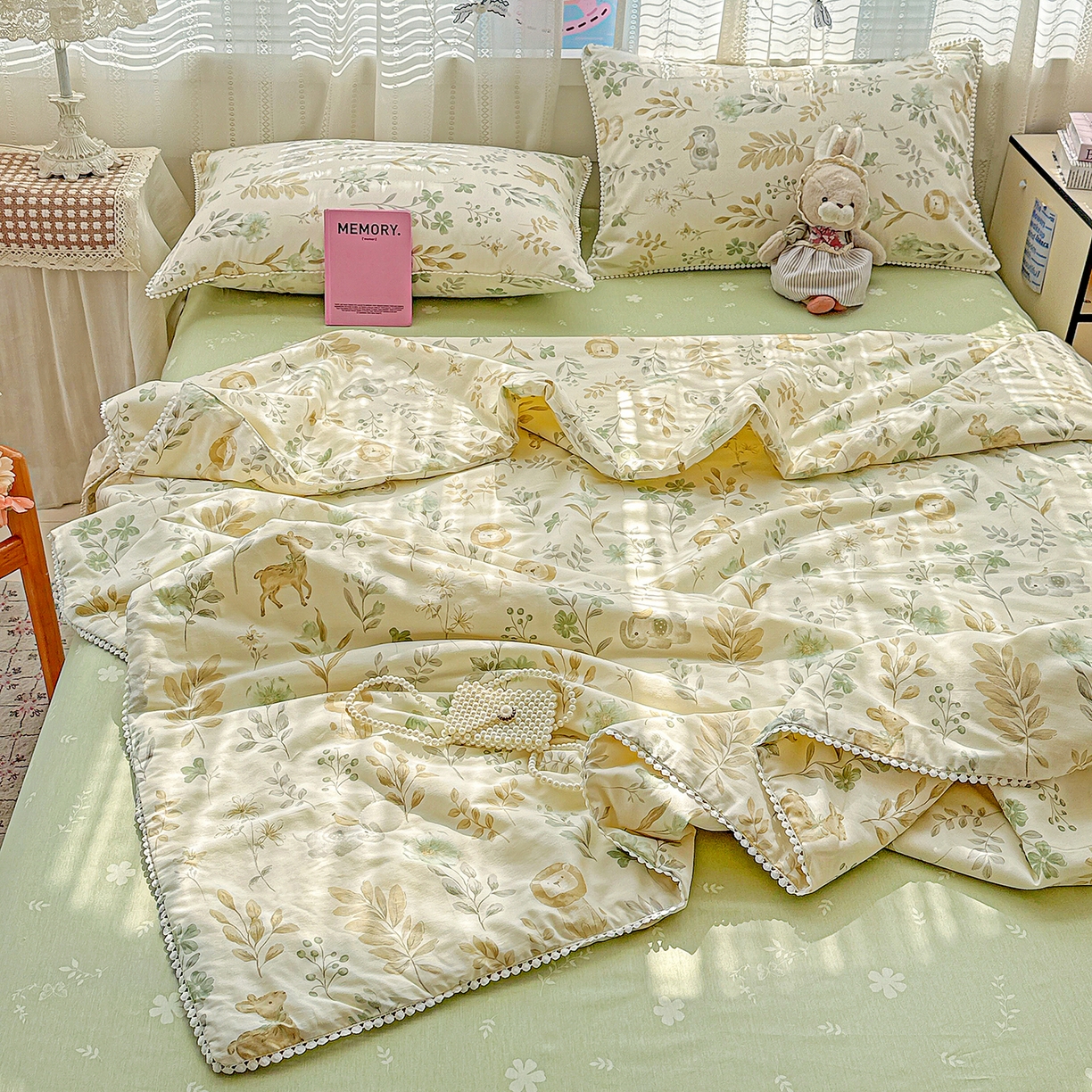 91家纺网 家纺一手货源 找家纺 优被业 2026新款全棉韩式小球球款大豆夏被，夏被四件套，空调被（加微信送买家秀） 自然手记-绿