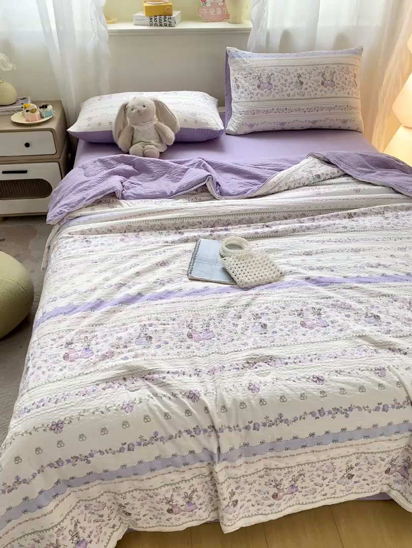 91家纺网 家纺一手货源 找家纺 爱屋及屋 2026新款泡芙棉夏被夏凉被空调被四件套 浪漫庄园