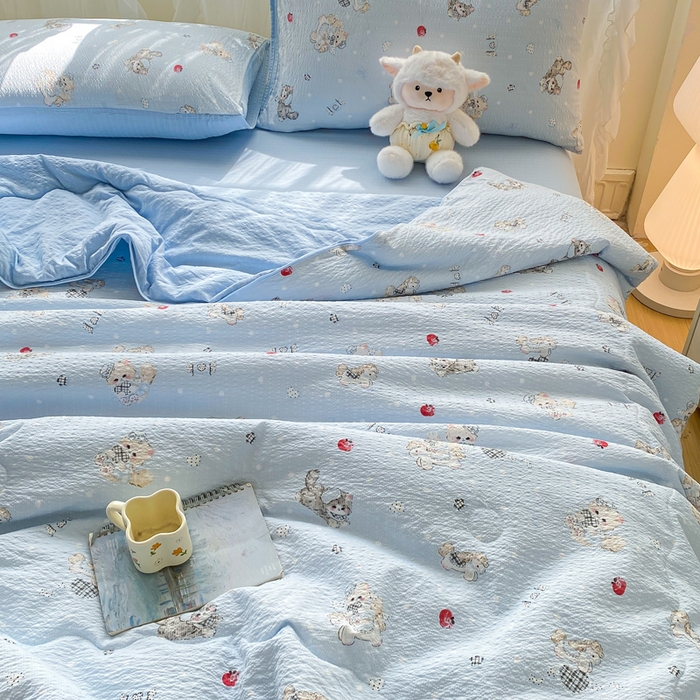 91家纺网 家纺一手货源 找家纺 爱屋及屋 2026新款泡芙棉夏被夏凉被空调被四件套 猫咪蓝