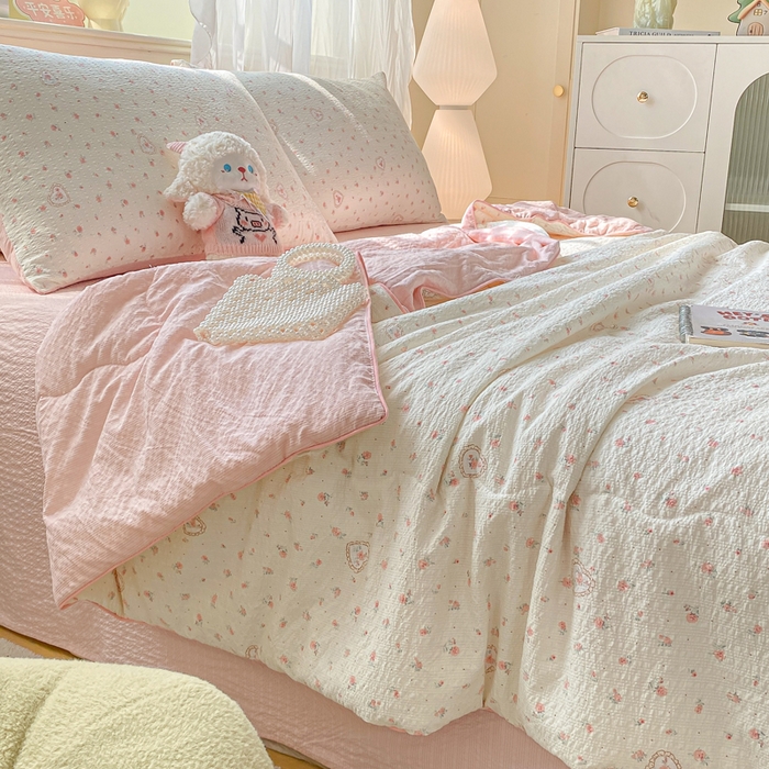 91家纺网 家纺一手货源 找家纺 爱屋及屋 2026新款泡芙棉夏被夏凉被空调被四件套 玫瑰物语