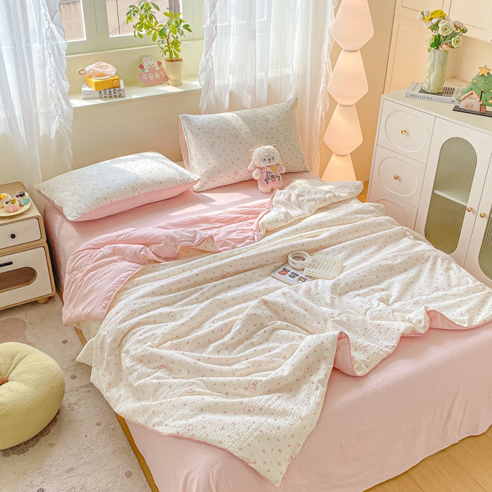 91家纺网 家纺一手货源 找家纺 爱屋及屋 2026新款泡芙棉夏被夏凉被空调被四件套 玫瑰物语