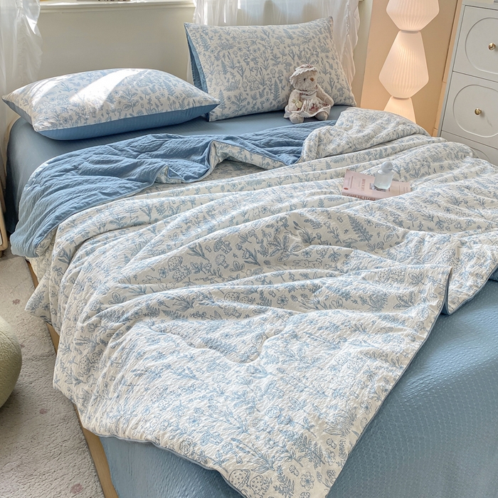 91家纺网 家纺一手货源 找家纺 爱屋及屋 2026新款泡芙棉夏被夏凉被空调被四件套 浅沫