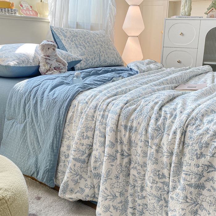 91家纺网 家纺一手货源 找家纺 爱屋及屋 2026新款泡芙棉夏被夏凉被空调被四件套 浅沫