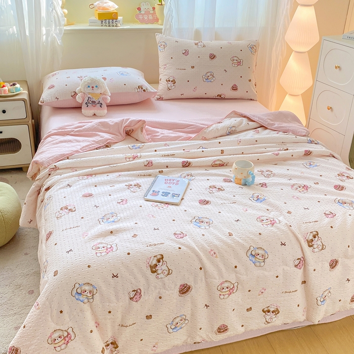 91家纺网 家纺一手货源 找家纺 爱屋及屋 2026新款泡芙棉夏被夏凉被空调被四件套 甜品萌狗