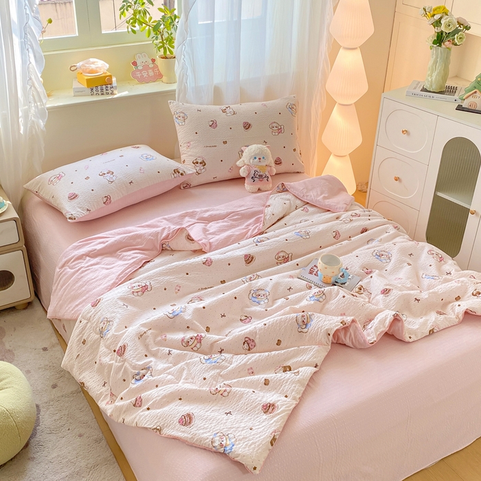 91家纺网 家纺一手货源 找家纺 爱屋及屋 2026新款泡芙棉夏被夏凉被空调被四件套 甜品萌狗