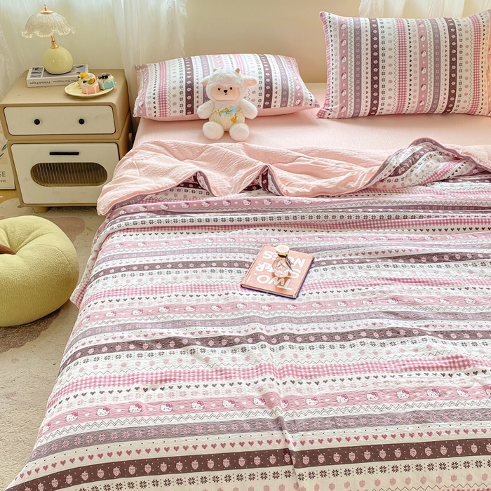 91家纺网 家纺一手货源 找家纺 爱屋及屋 2026新款泡芙棉夏被夏凉被空调被四件套 甜心KT猫