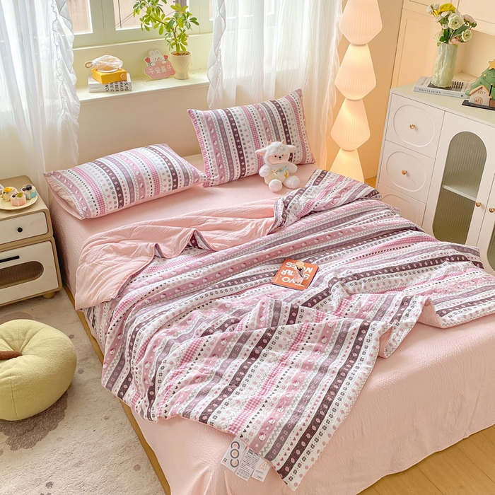 91家纺网 家纺一手货源 找家纺 爱屋及屋 2026新款泡芙棉夏被夏凉被空调被四件套 甜心KT猫