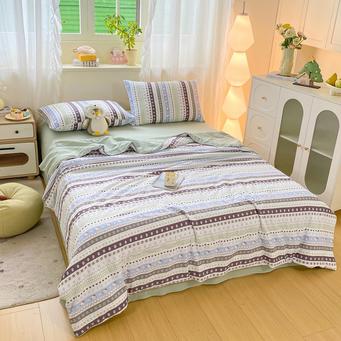 91家纺网 家纺一手货源 找家纺 爱屋及屋 2026新款泡芙棉夏被夏凉被空调被四件套 甜心凯特绿