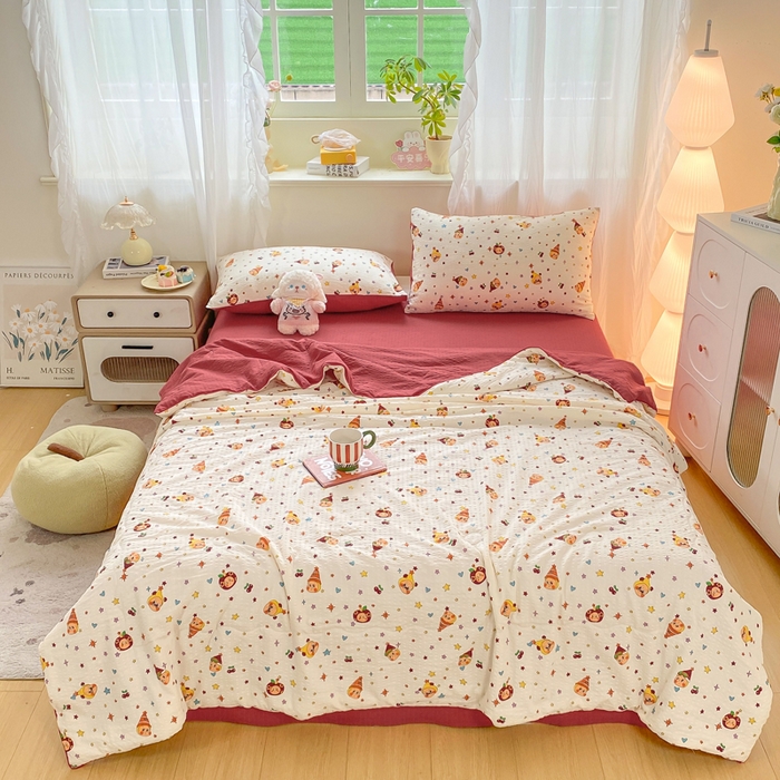 91家纺网 家纺一手货源 找家纺 爱屋及屋 2026新款泡芙棉夏被夏凉被空调被四件套 喜庆小福星