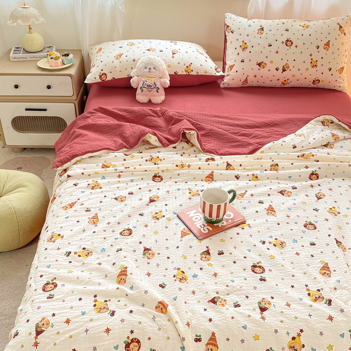 91家纺网 家纺一手货源 找家纺 爱屋及屋 2026新款泡芙棉夏被夏凉被空调被四件套 喜庆小福星