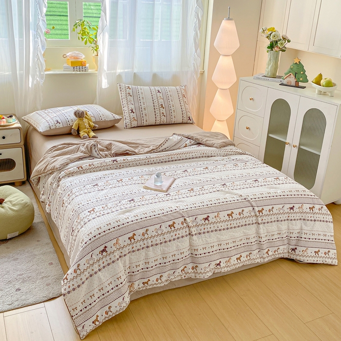 91家纺网 家纺一手货源 找家纺 爱屋及屋 2026新款泡芙棉夏被夏凉被空调被四件套 小马吉