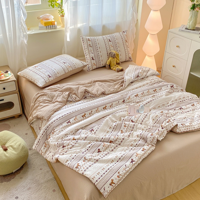 91家纺网 家纺一手货源 找家纺 爱屋及屋 2026新款泡芙棉夏被夏凉被空调被四件套 小马吉