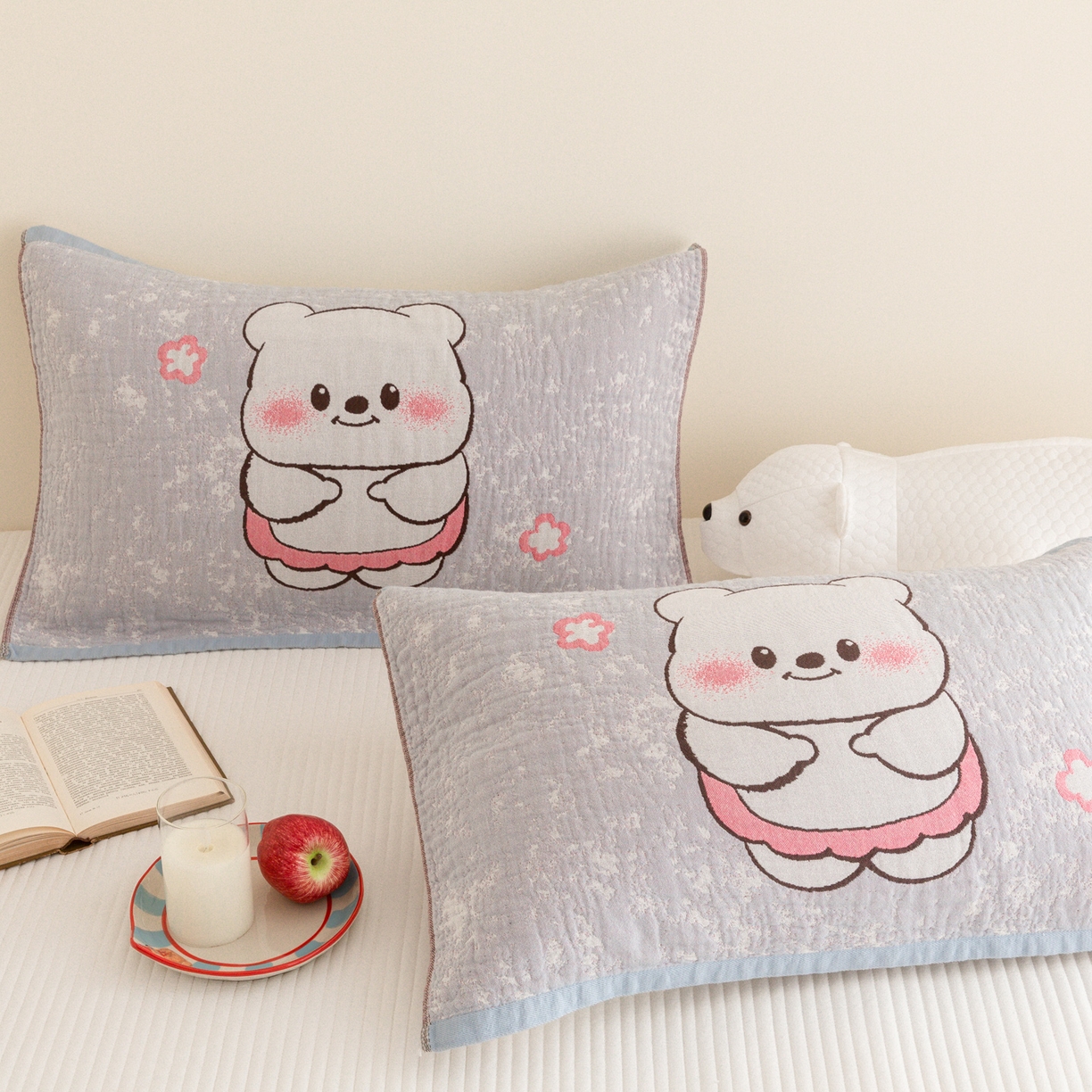 91家纺网 家纺一手货源 找家纺 乐家毛巾被（工厂自产自销） 2026新款四层色织全棉提花纱布软萌枕巾 花花小熊