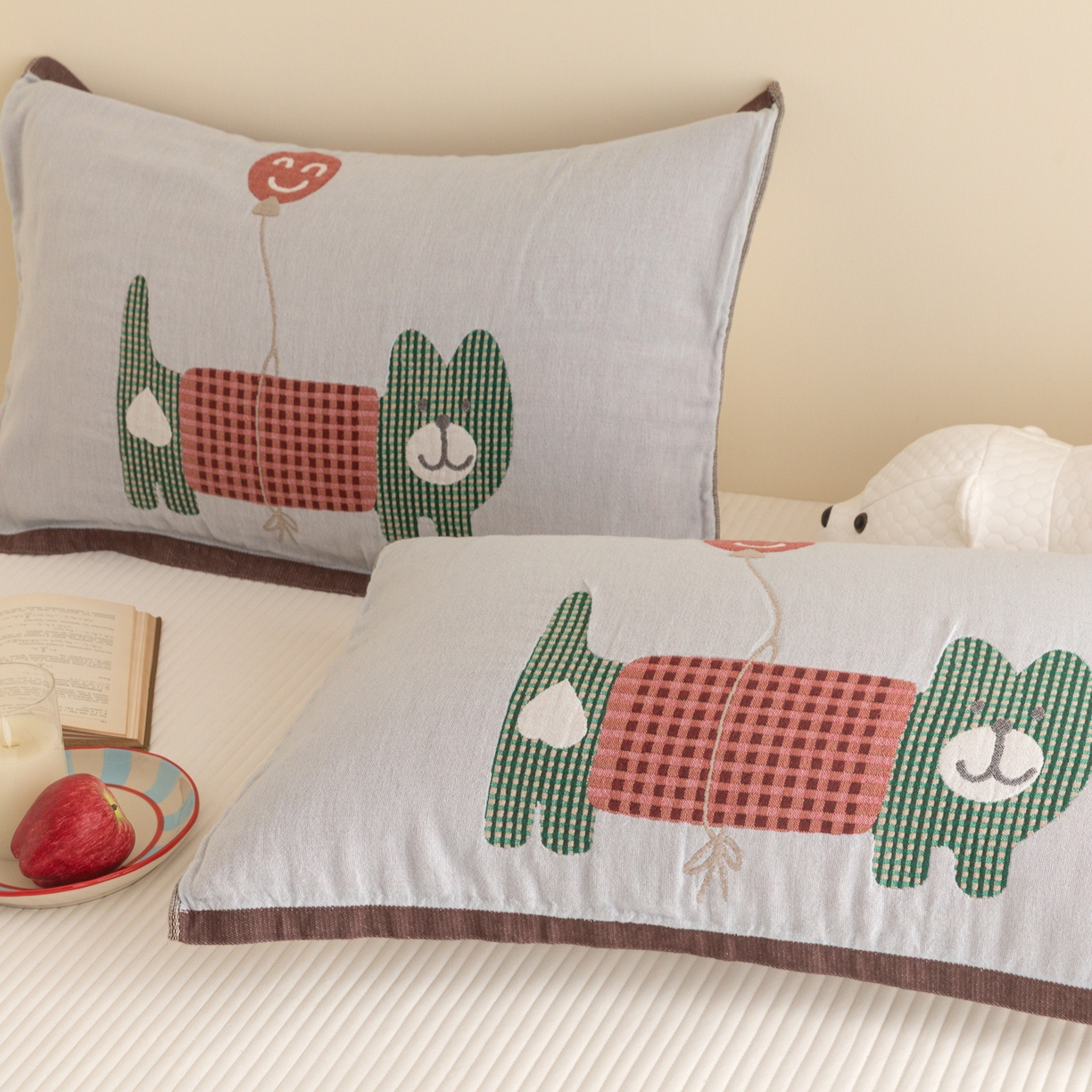 91家纺网 家纺一手货源 找家纺 乐家毛巾被（工厂自产自销） 2026新款四层色织全棉提花纱布软萌枕巾 气球小熊