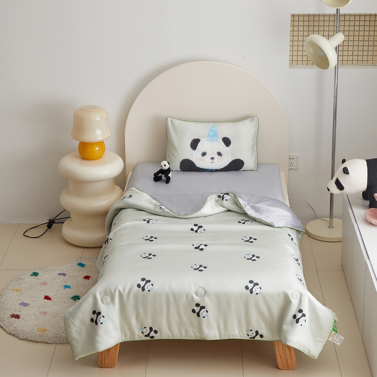 91家纺网 家纺一手货源 找家纺 荷马之梦 2026新款A类60s兰精天丝原创手绘卡通大豆纤维儿童夏被 胖达