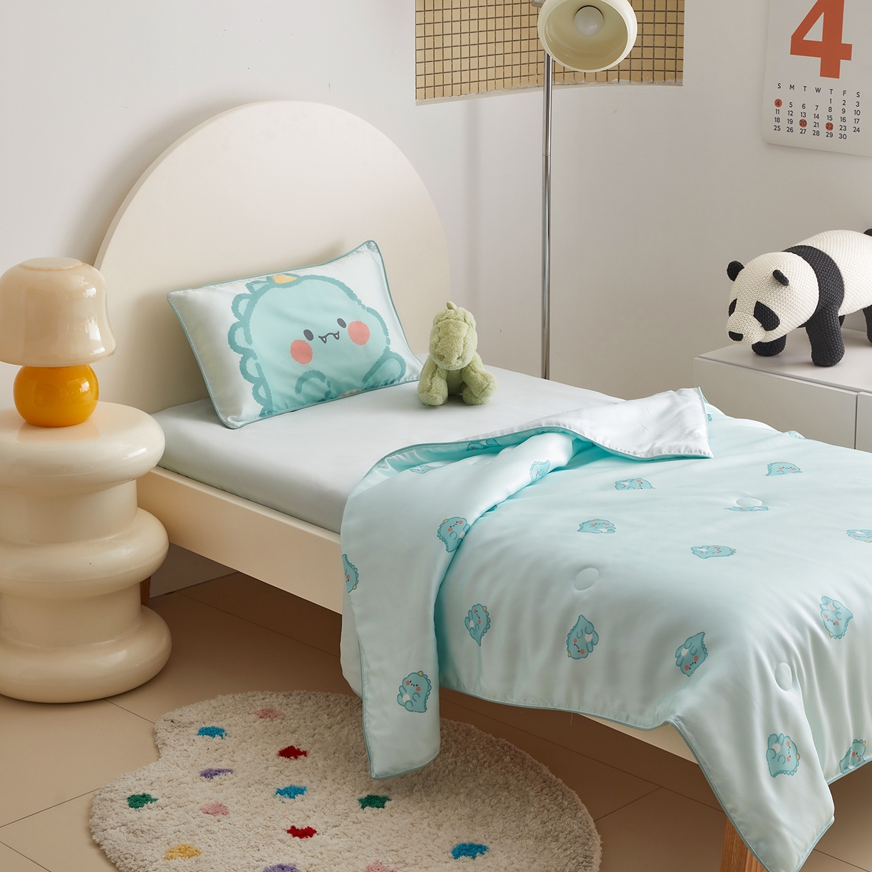 91家纺网 家纺一手货源 找家纺 荷马之梦 2026新款A类60s兰精天丝原创手绘卡通大豆纤维儿童夏被 亲亲恐龙