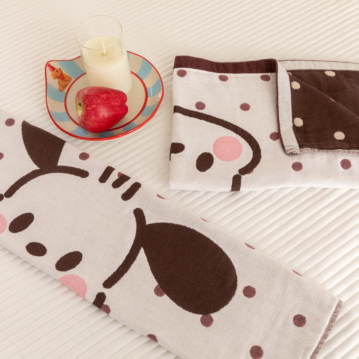 91家纺网 家纺一手货源 找家纺 乐家毛巾被（工厂自产自销） 2026新款四层色织全棉提花纱布软萌枕巾 长耳狗