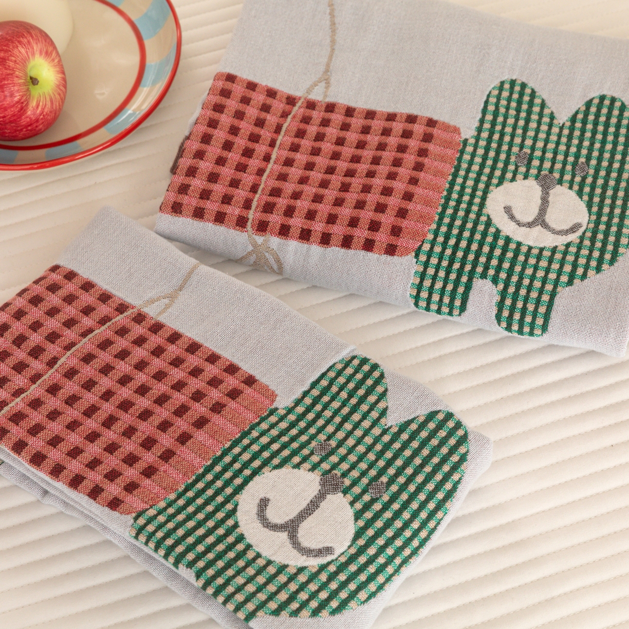 91家纺网 家纺一手货源 找家纺 乐家毛巾被（工厂自产自销） 2026新款四层色织全棉提花纱布软萌枕巾 气球小熊