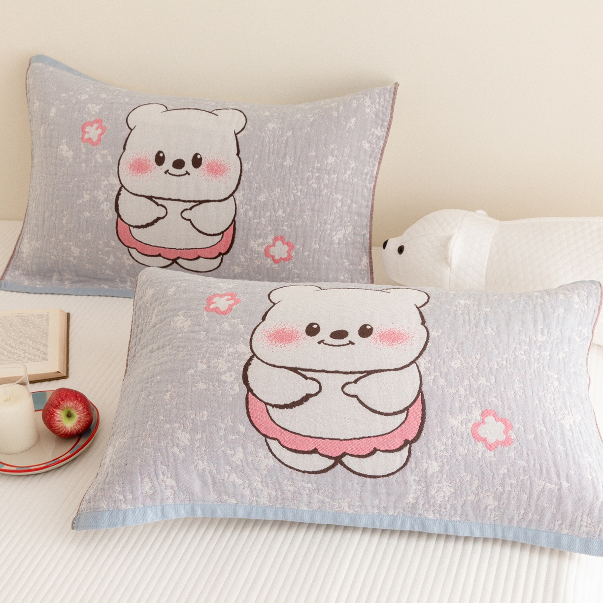 91家纺网 家纺一手货源 找家纺 乐家毛巾被（工厂自产自销） 2026新款四层色织全棉提花纱布软萌枕巾 花花小熊