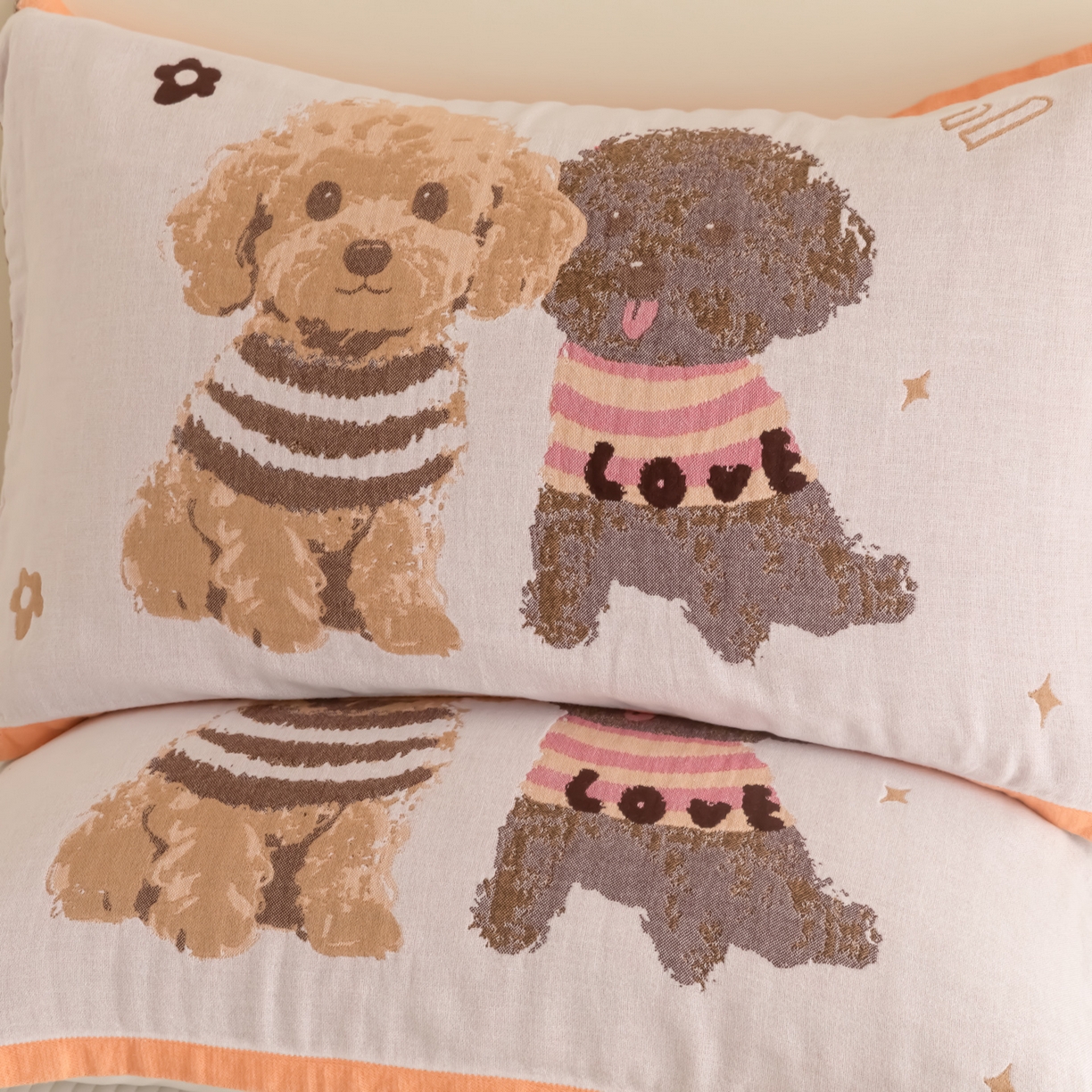 91家纺网 家纺一手货源 找家纺 乐家毛巾被（工厂自产自销） 2026新款四层色织全棉提花纱布软萌枕巾 泰迪兄弟