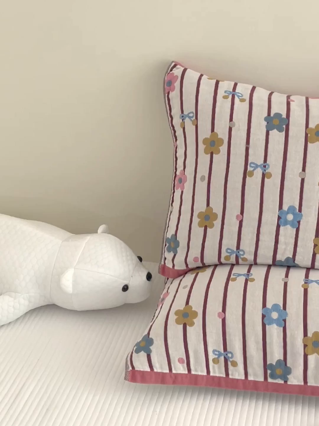 91家纺网 家纺一手货源 找家纺 （总）乐家毛巾被（工厂自产自销） 2026新款四层色织全棉提花纱布软萌枕巾