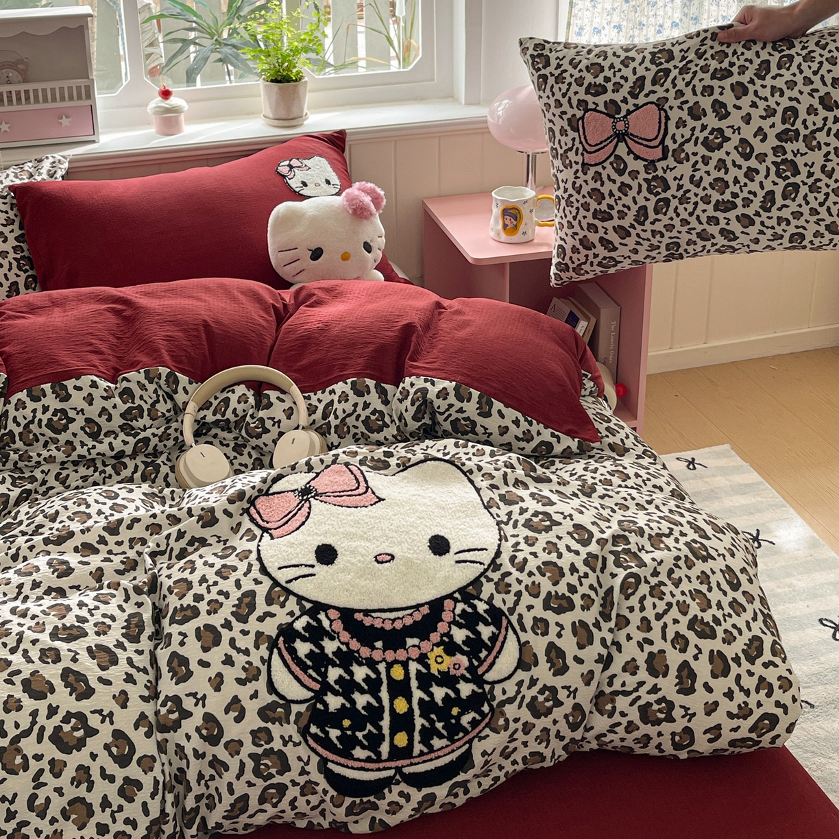 91家纺网 家纺一手货源 找家纺 花伞家居 2026新款皱皱纱毛巾绣豹纹喵四件套含买家秀 小香猫-卡其豹纹