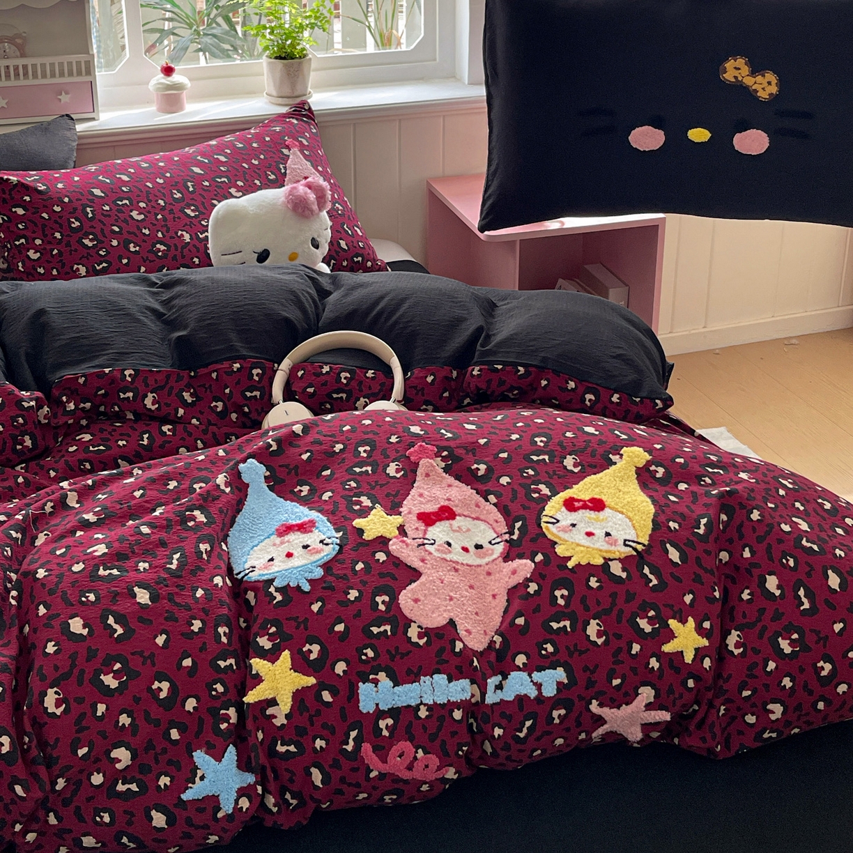 91家纺网 家纺一手货源 找家纺 花伞家居 2026新款皱皱纱毛巾绣豹纹喵四件套含买家秀 星星猫-热情豹纹