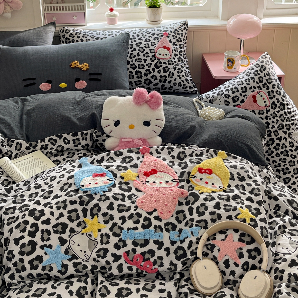 91家纺网 家纺一手货源 找家纺 花伞家居 2026新款皱皱纱毛巾绣豹纹喵四件套含买家秀 星星猫-灰豹纹